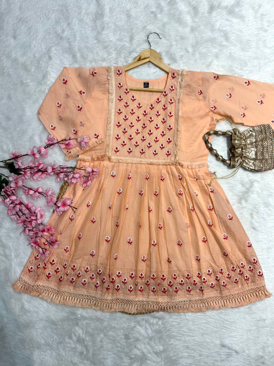Cotton short gown with potli pant