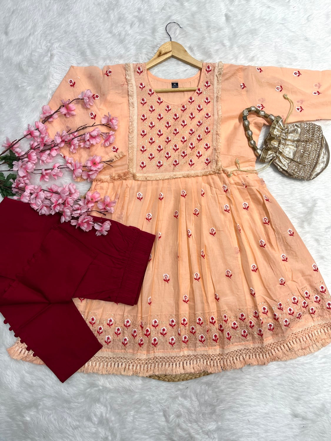 Cotton short gown with potli pant