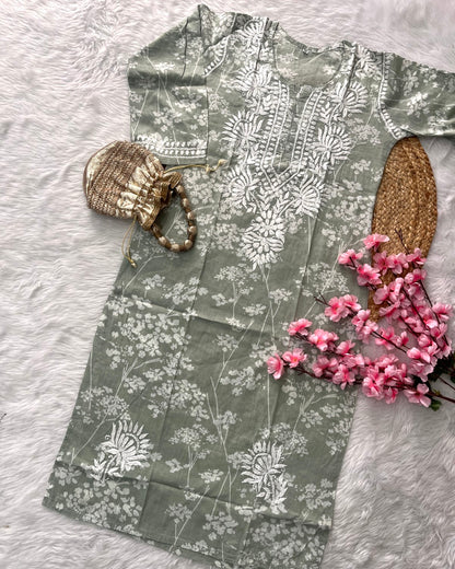 Bahaar Mul mul Cotton Small Patti Design